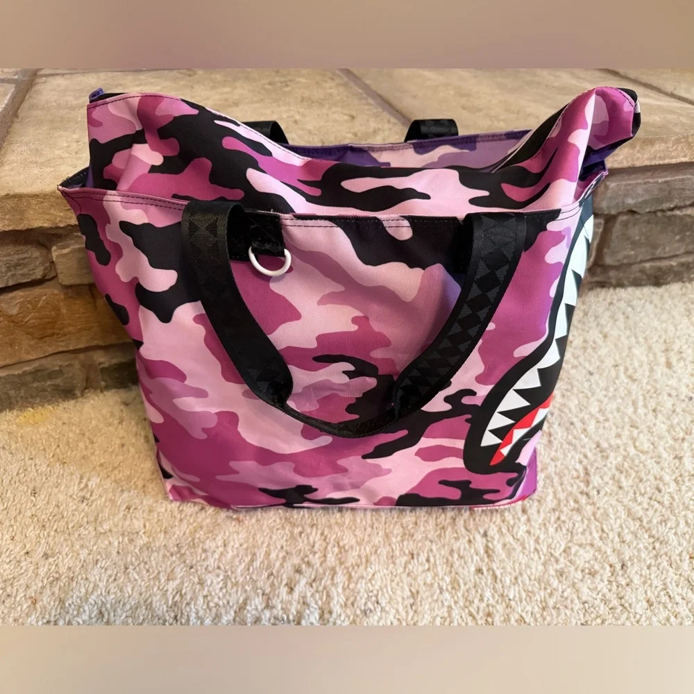 Sprayground Split Camo Beach Tote Bag. See pictures for additional info - Picture 2 of 8